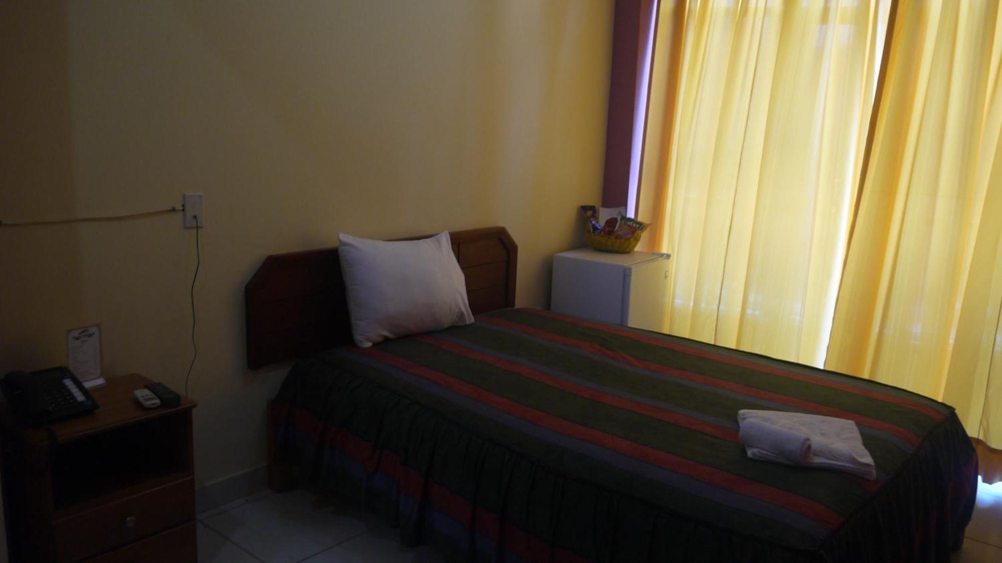 Hotel Jhor Bush Пукальпа Номер фото