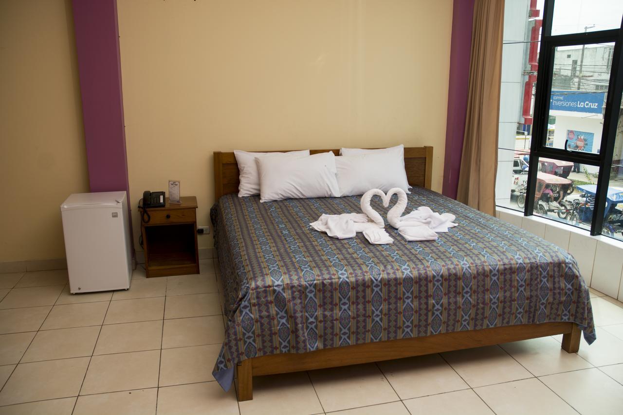 Hotel Jhor Bush Пукальпа Екстер'єр фото